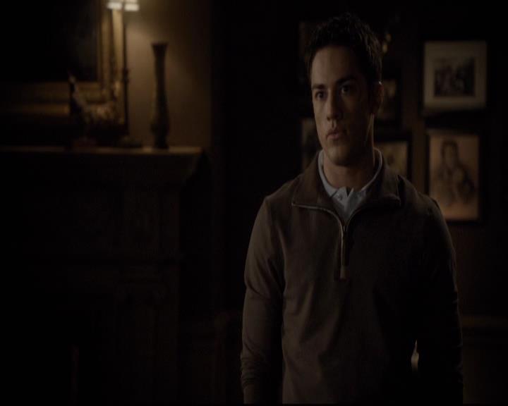 VampireDiariesWorld-dot-org_2x05KillOrBeKilled1930.jpg