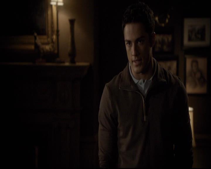 VampireDiariesWorld-dot-org_2x05KillOrBeKilled1940.jpg