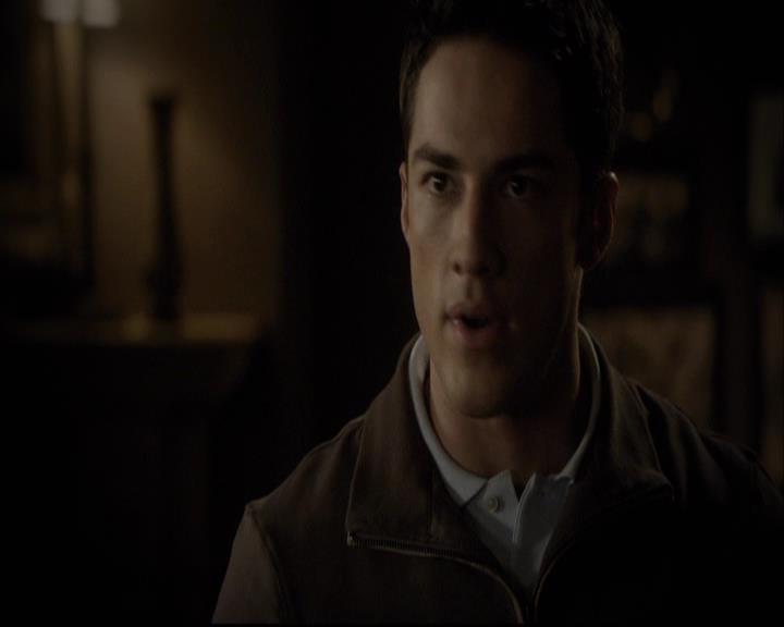 VampireDiariesWorld-dot-org_2x05KillOrBeKilled1957.jpg