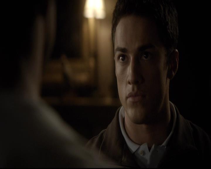 VampireDiariesWorld-dot-org_2x05KillOrBeKilled1967.jpg