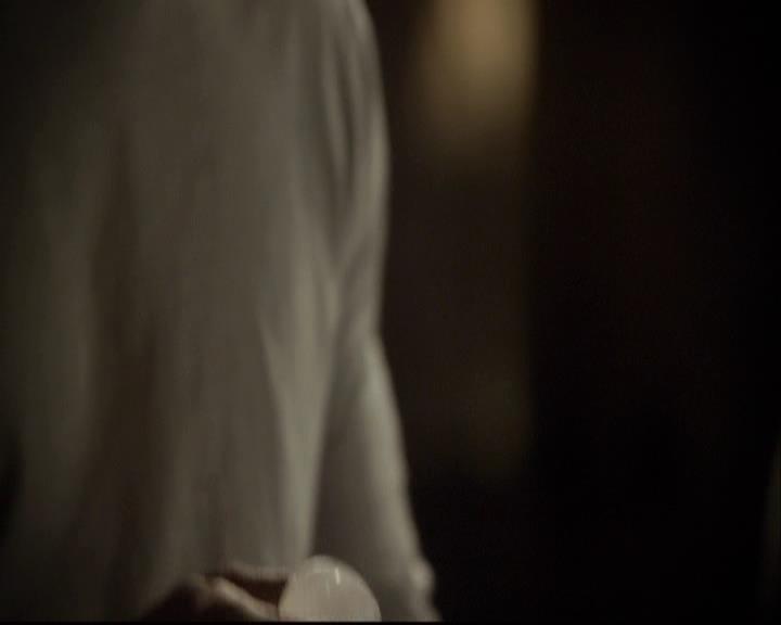 VampireDiariesWorld-dot-org_2x05KillOrBeKilled1977.jpg