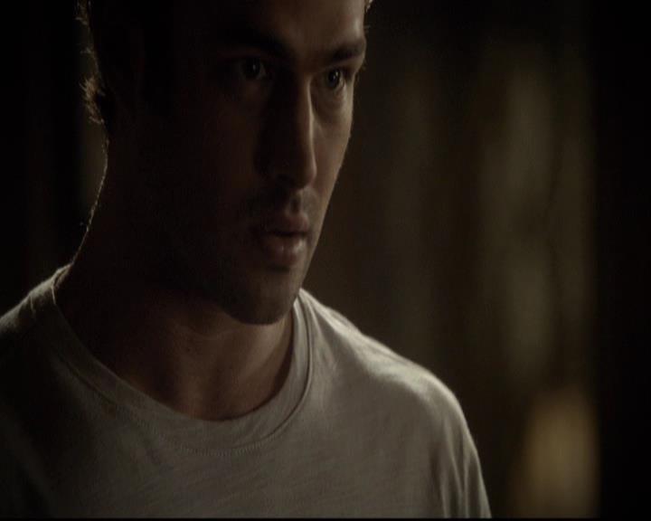 VampireDiariesWorld-dot-org_2x05KillOrBeKilled1979.jpg