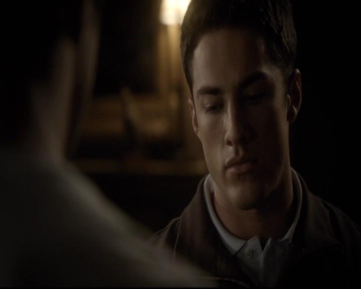 VampireDiariesWorld-dot-org_2x05KillOrBeKilled1982.jpg