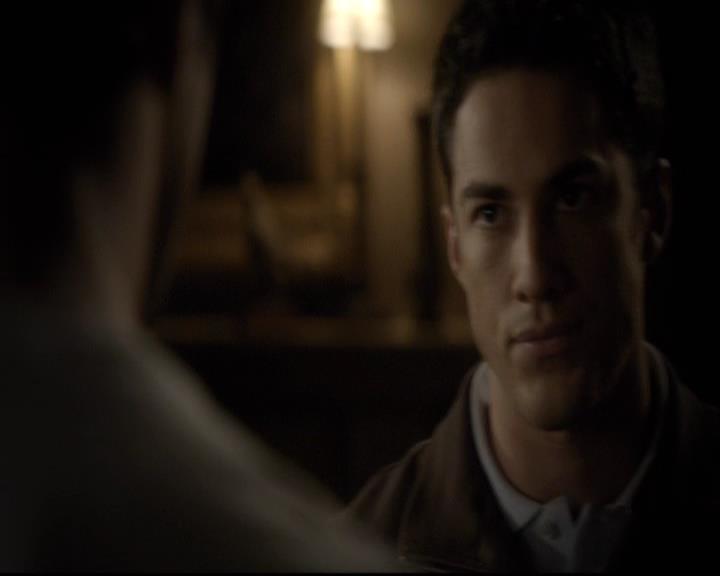 VampireDiariesWorld-dot-org_2x05KillOrBeKilled1984.jpg