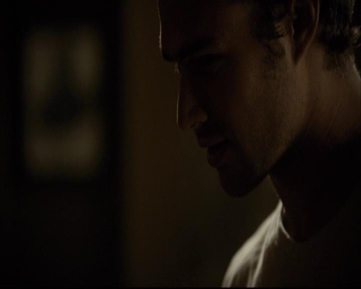 VampireDiariesWorld-dot-org_2x05KillOrBeKilled1991.jpg