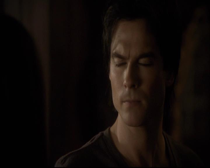 VampireDiariesWorld-dot-org_2x05KillOrBeKilled2004.jpg