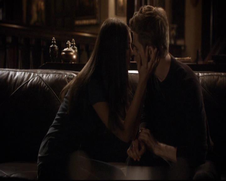 VampireDiariesWorld-dot-org_2x05KillOrBeKilled2140.jpg