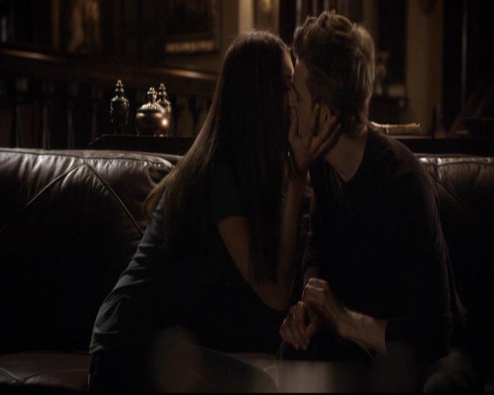 VampireDiariesWorld-dot-org_2x05KillOrBeKilled2141.jpg