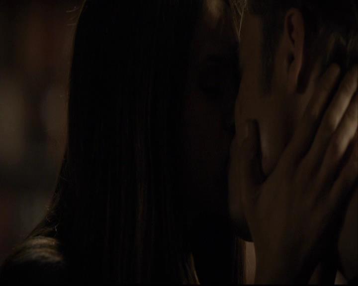 VampireDiariesWorld-dot-org_2x05KillOrBeKilled2143.jpg