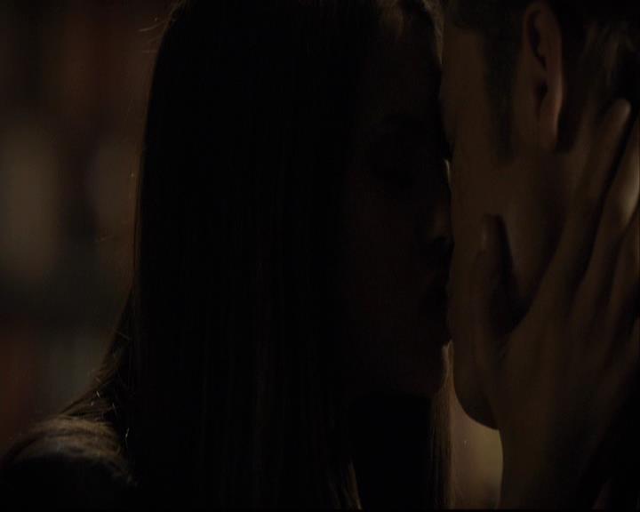 VampireDiariesWorld-dot-org_2x05KillOrBeKilled2145.jpg