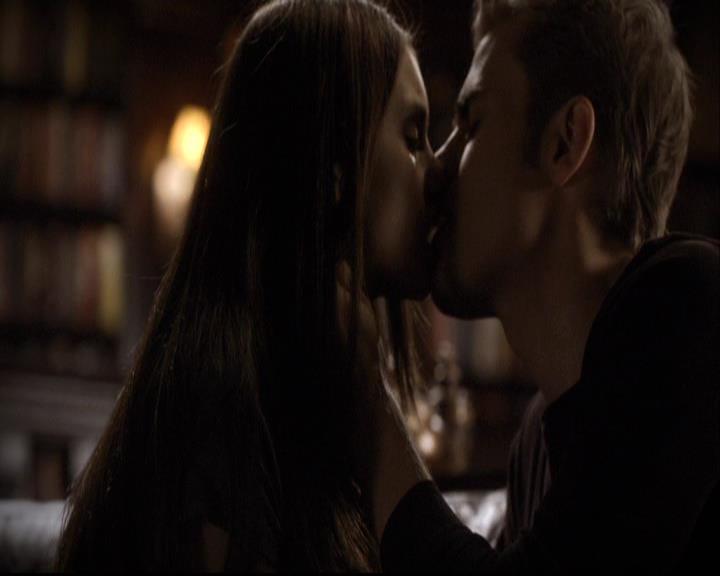 VampireDiariesWorld-dot-org_2x05KillOrBeKilled2156.jpg