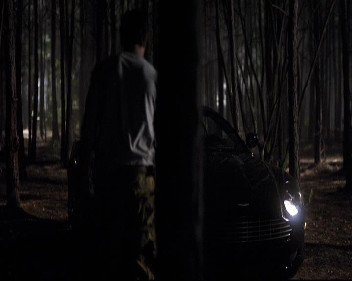 VampireDiariesWorld-dot-org_2x05KillOrBeKilled2163.jpg