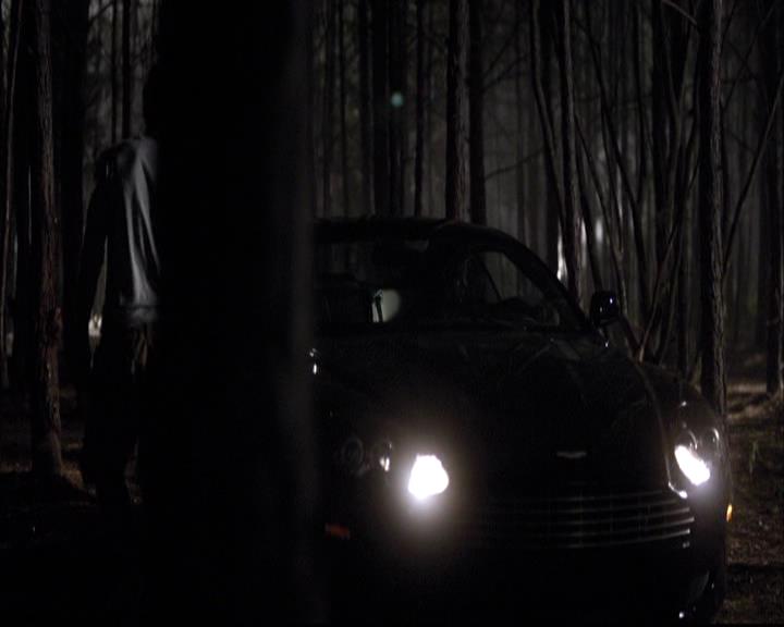 VampireDiariesWorld-dot-org_2x05KillOrBeKilled2165.jpg