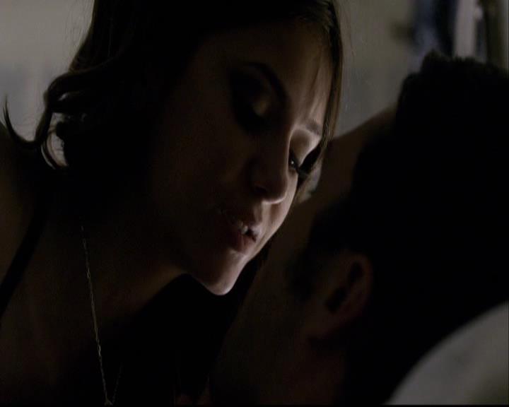 VampireDiariesWorld-dot-org_2x06PlanB0077.jpg