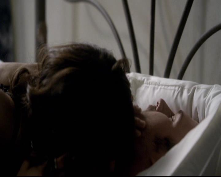 VampireDiariesWorld-dot-org_2x06PlanB0107.jpg