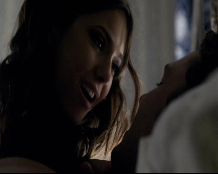 VampireDiariesWorld-dot-org_2x06PlanB0110.jpg