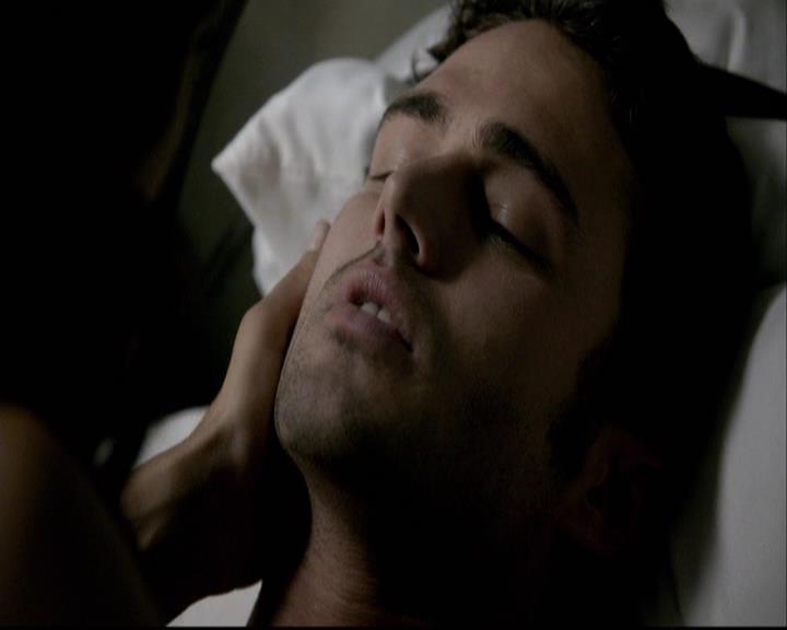 VampireDiariesWorld-dot-org_2x06PlanB0134.jpg