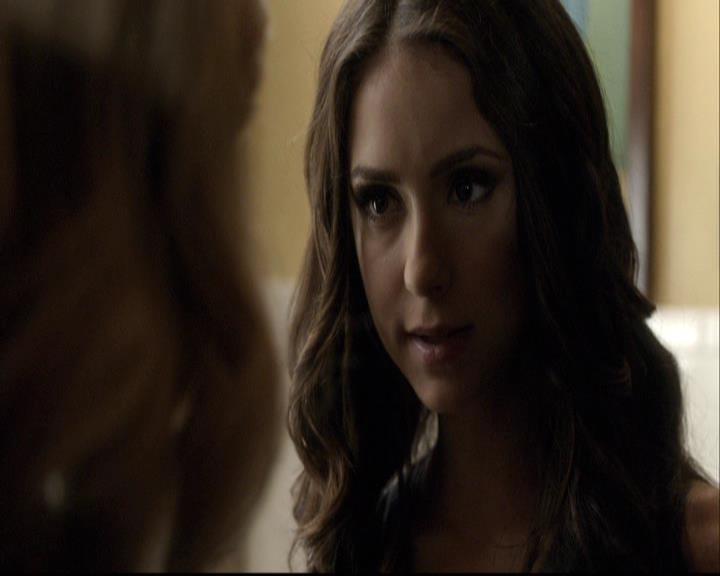 VampireDiariesWorld-dot-org_2x07Masquerade0073.jpg