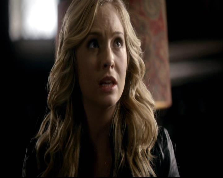 VampireDiariesWorld-dot-org_2x07Masquerade0091.jpg