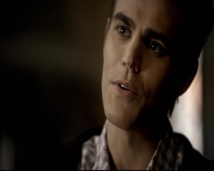 VampireDiariesWorld-dot-org_2x07Masquerade0100.jpg