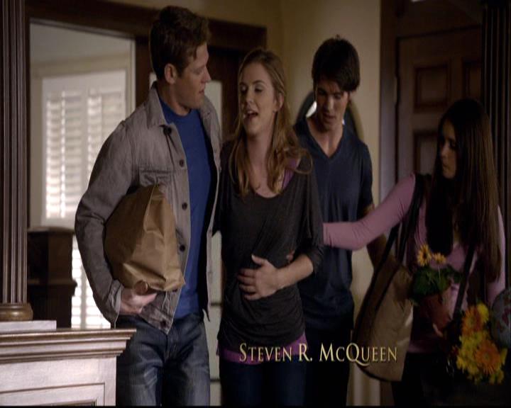 VampireDiariesWorld-dot-org_2x07Masquerade0120.jpg