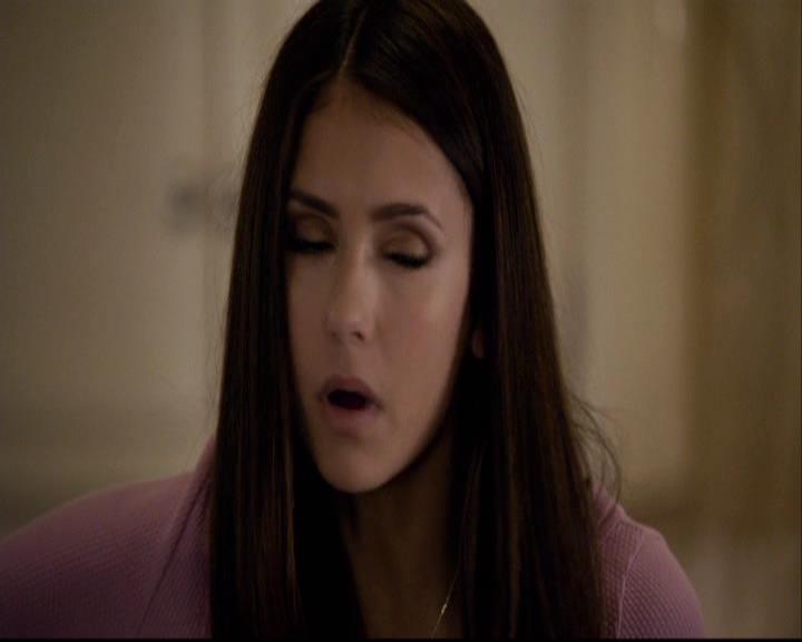 VampireDiariesWorld-dot-org_2x07Masquerade0161.jpg