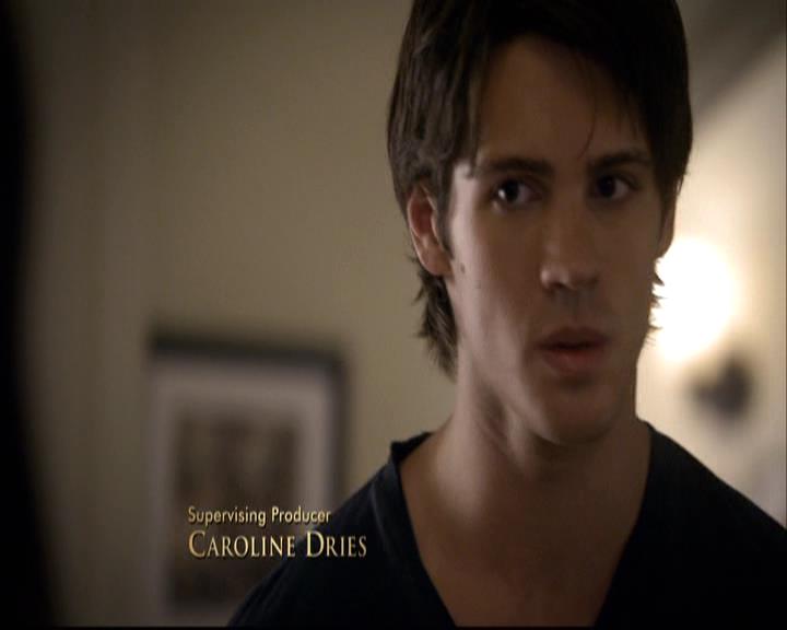 VampireDiariesWorld-dot-org_2x07Masquerade0171.jpg