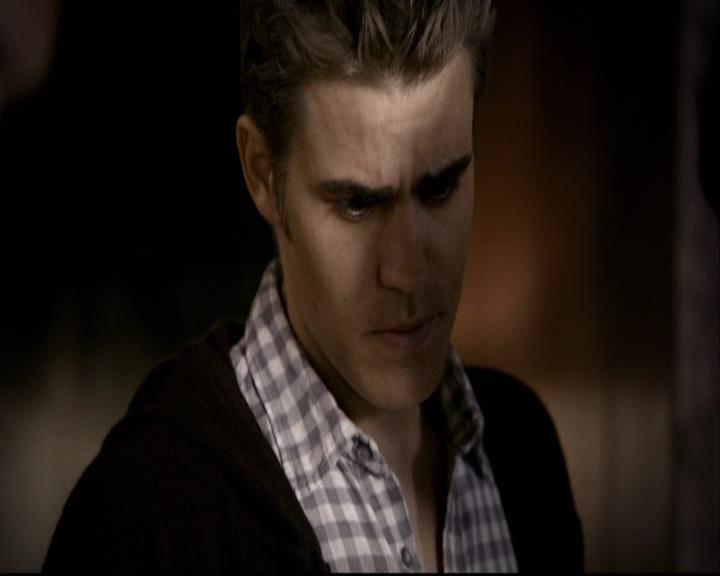 VampireDiariesWorld-dot-org_2x07Masquerade0261.jpg