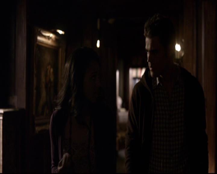 VampireDiariesWorld-dot-org_2x07Masquerade0327.jpg