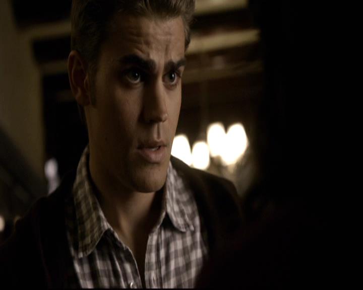 VampireDiariesWorld-dot-org_2x07Masquerade0352.jpg