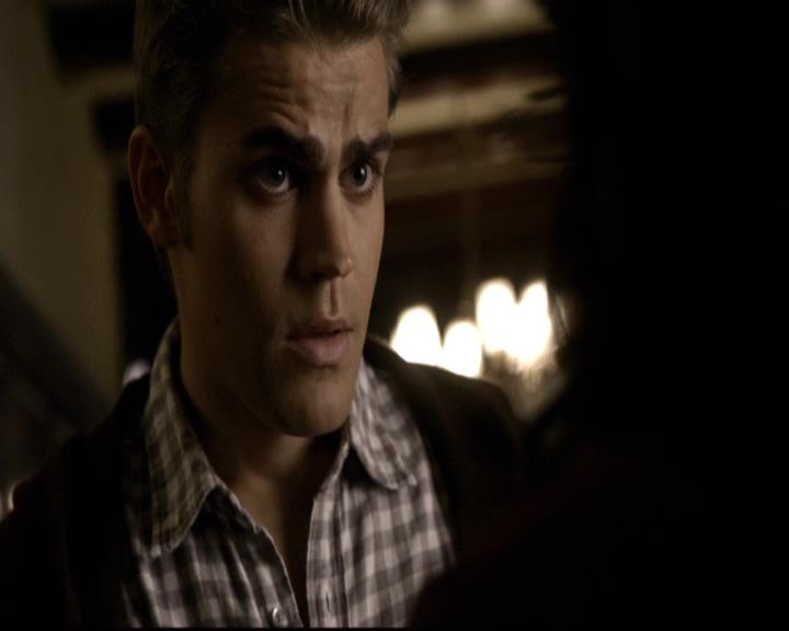 VampireDiariesWorld-dot-org_2x07Masquerade0354.jpg