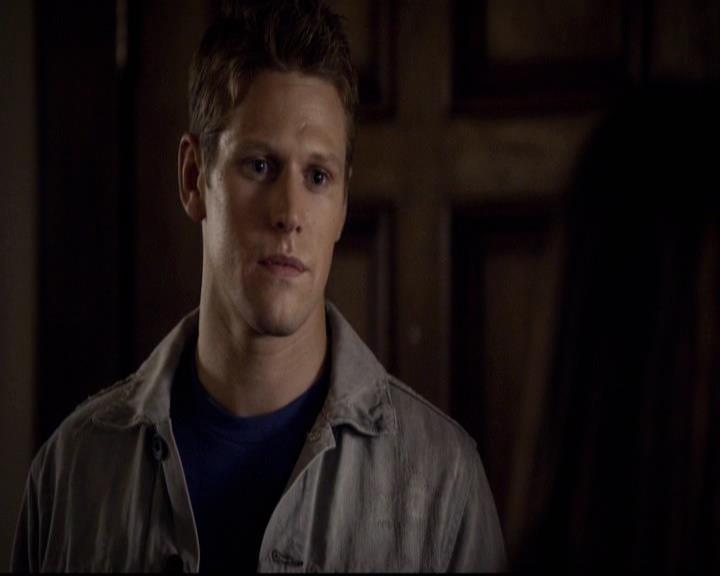 VampireDiariesWorld-dot-org_2x07Masquerade0378.jpg