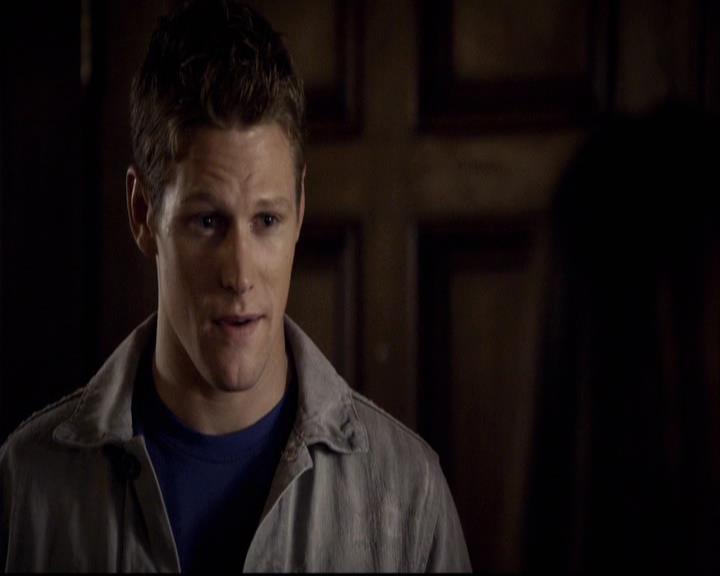 VampireDiariesWorld-dot-org_2x07Masquerade0388.jpg