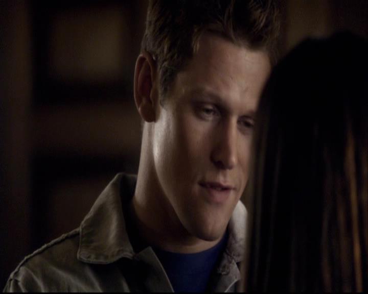 VampireDiariesWorld-dot-org_2x07Masquerade0397.jpg