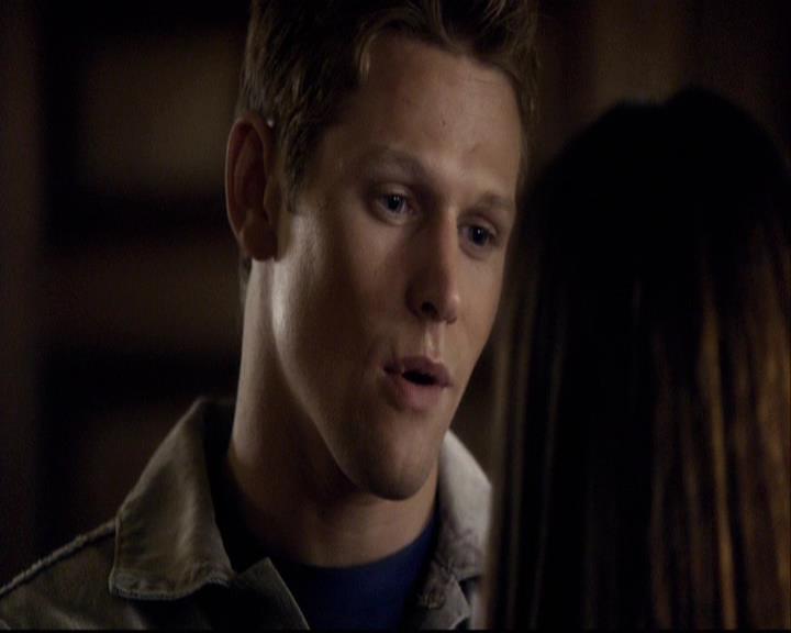 VampireDiariesWorld-dot-org_2x07Masquerade0398.jpg