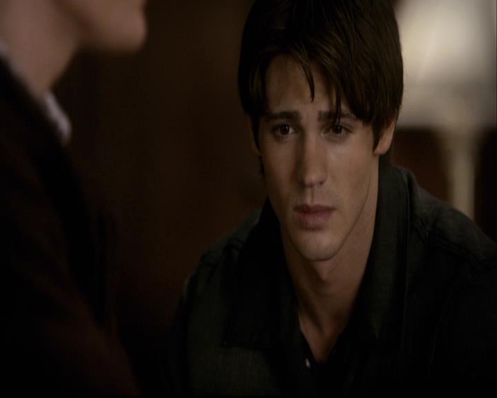 VampireDiariesWorld-dot-org_2x07Masquerade0406.jpg