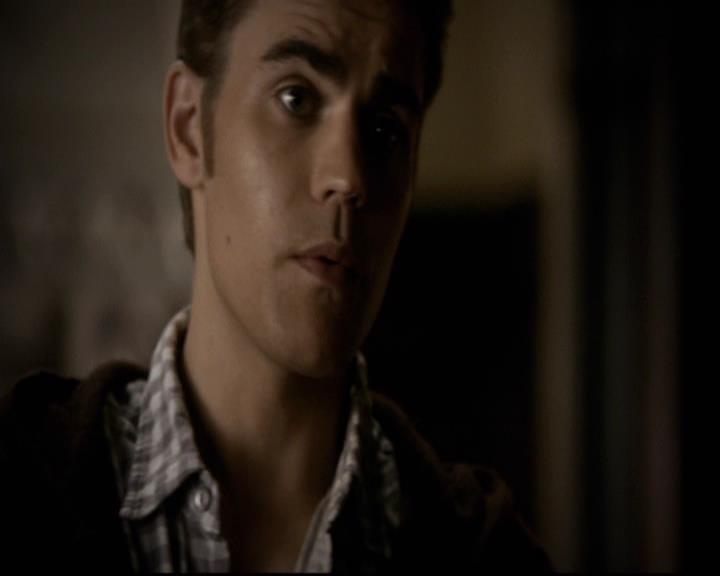 VampireDiariesWorld-dot-org_2x07Masquerade0410.jpg