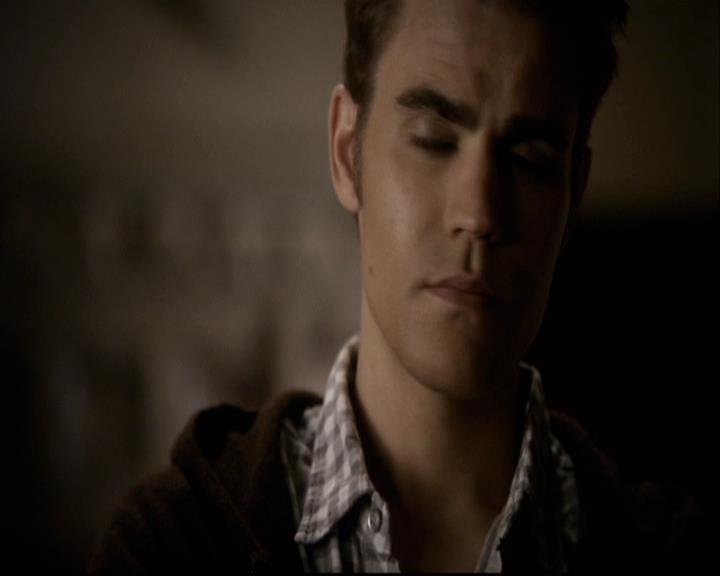 VampireDiariesWorld-dot-org_2x07Masquerade0419.jpg