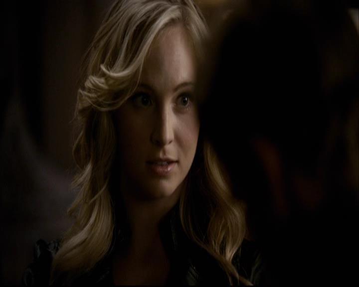 VampireDiariesWorld-dot-org_2x07Masquerade0421.jpg