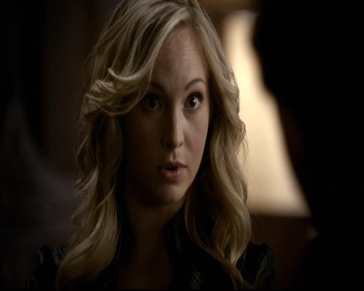 VampireDiariesWorld-dot-org_2x07Masquerade0422.jpg