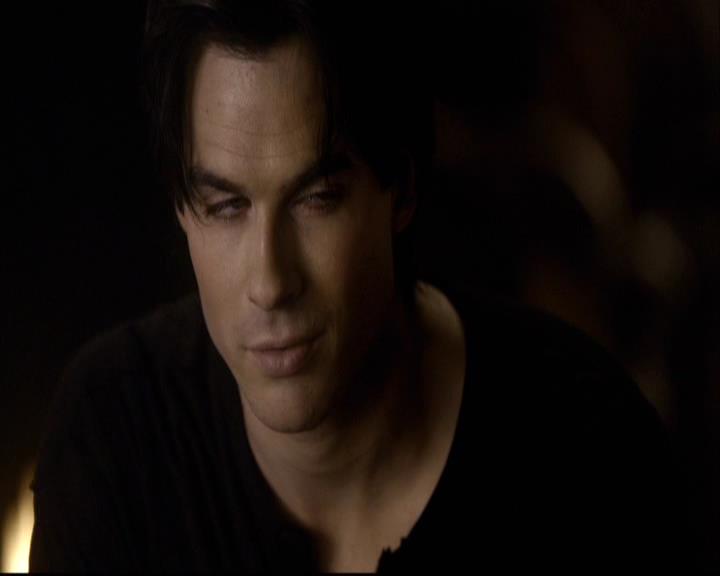 VampireDiariesWorld-dot-org_2x07Masquerade0442.jpg