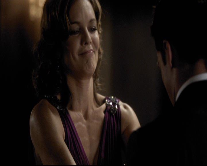 VampireDiariesWorld-dot-org_2x07Masquerade0477.jpg