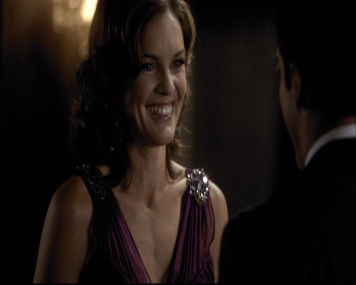 VampireDiariesWorld-dot-org_2x07Masquerade0482.jpg