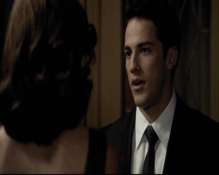 VampireDiariesWorld-dot-org_2x07Masquerade0485.jpg