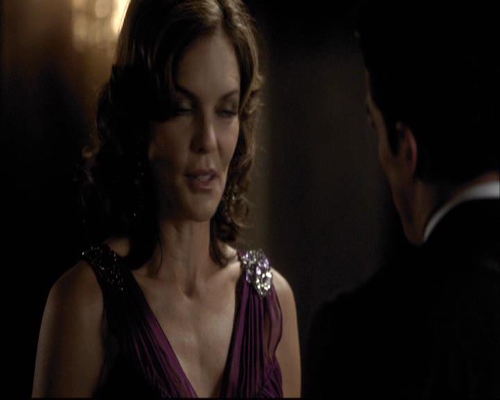 VampireDiariesWorld-dot-org_2x07Masquerade0494.jpg