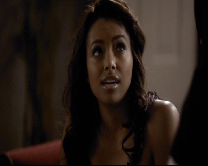 VampireDiariesWorld-dot-org_2x07Masquerade0679.jpg