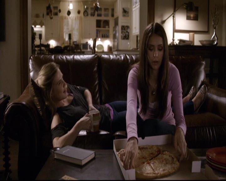 VampireDiariesWorld-dot-org_2x07Masquerade0713.jpg