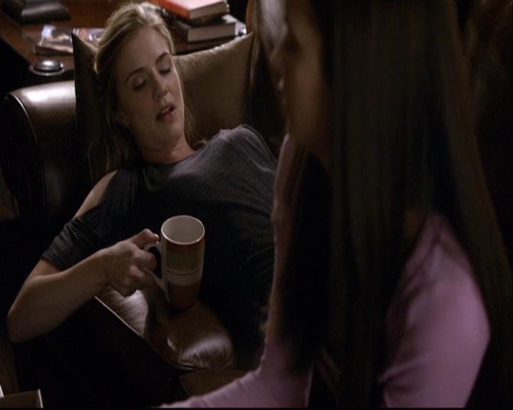 VampireDiariesWorld-dot-org_2x07Masquerade0716.jpg