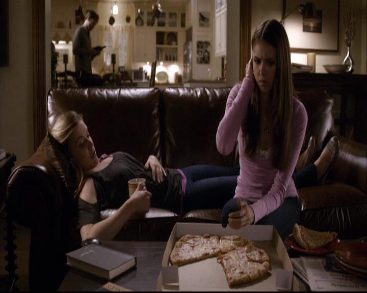 VampireDiariesWorld-dot-org_2x07Masquerade0723.jpg