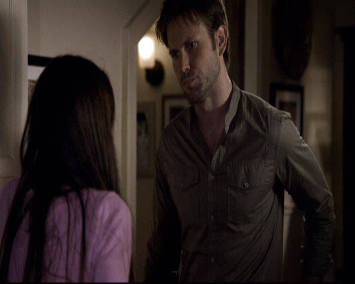 VampireDiariesWorld-dot-org_2x07Masquerade0745.jpg